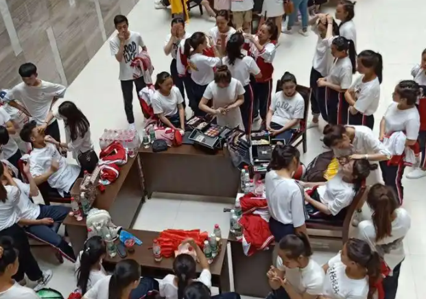 职业教育应加速融入和服务立异驱动战略在推进科技效果转化